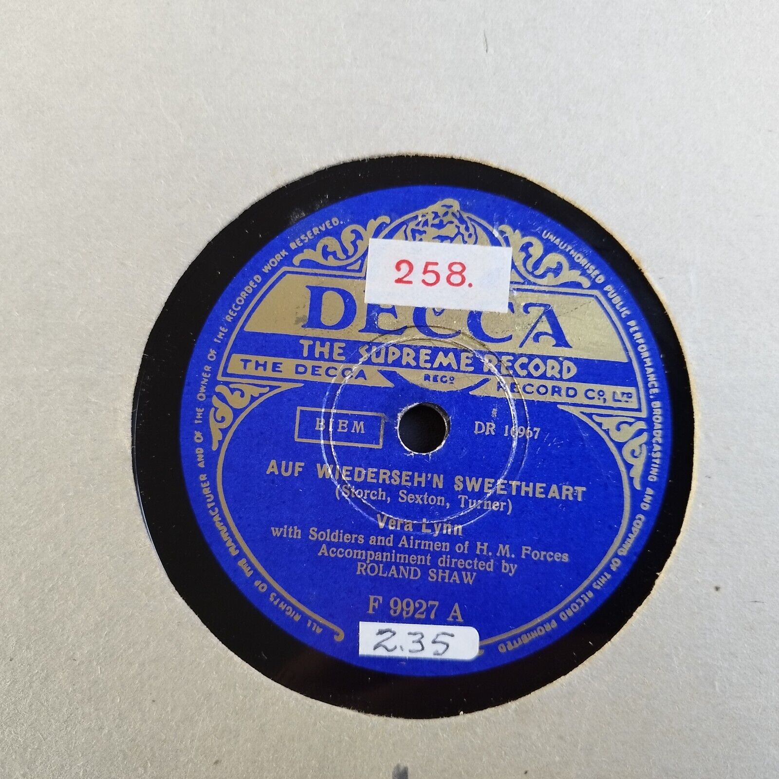 78 RPM  shellac VERA LYNN w Soldiers and Airmen of HMForces