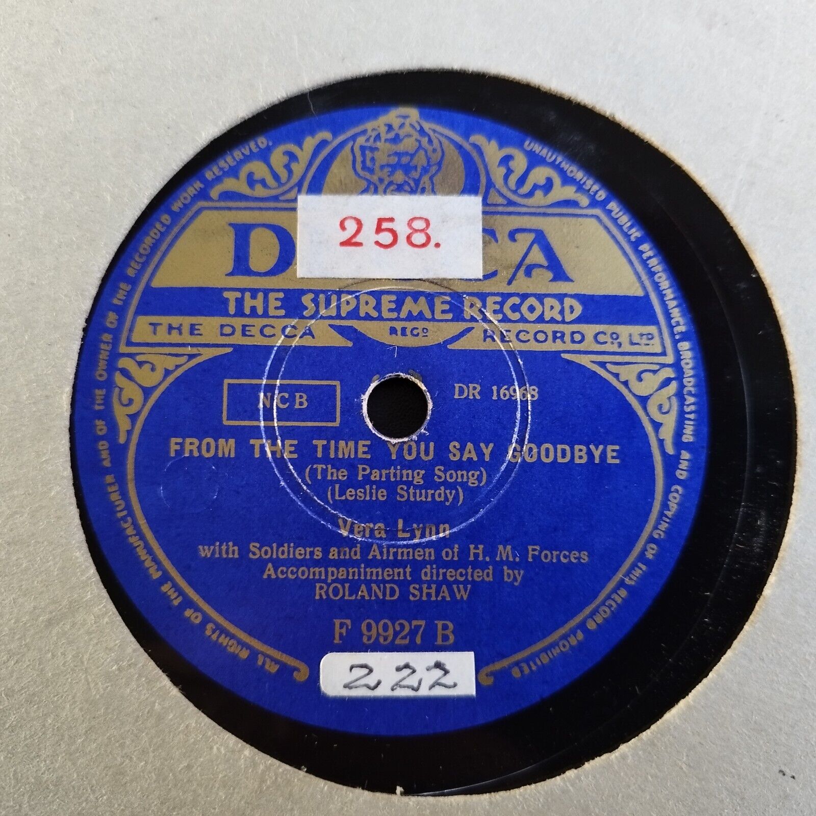 78 RPM  shellac VERA LYNN w Soldiers and Airmen of HMForces