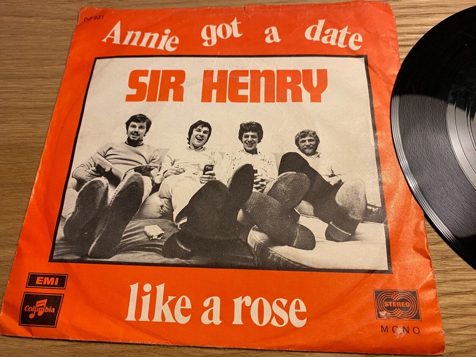 SIR HENRY "ANNIE GOT A DATE / LIKE A ROSE" 1970 EMI COLUMBIA NCB DANISH PRESSING