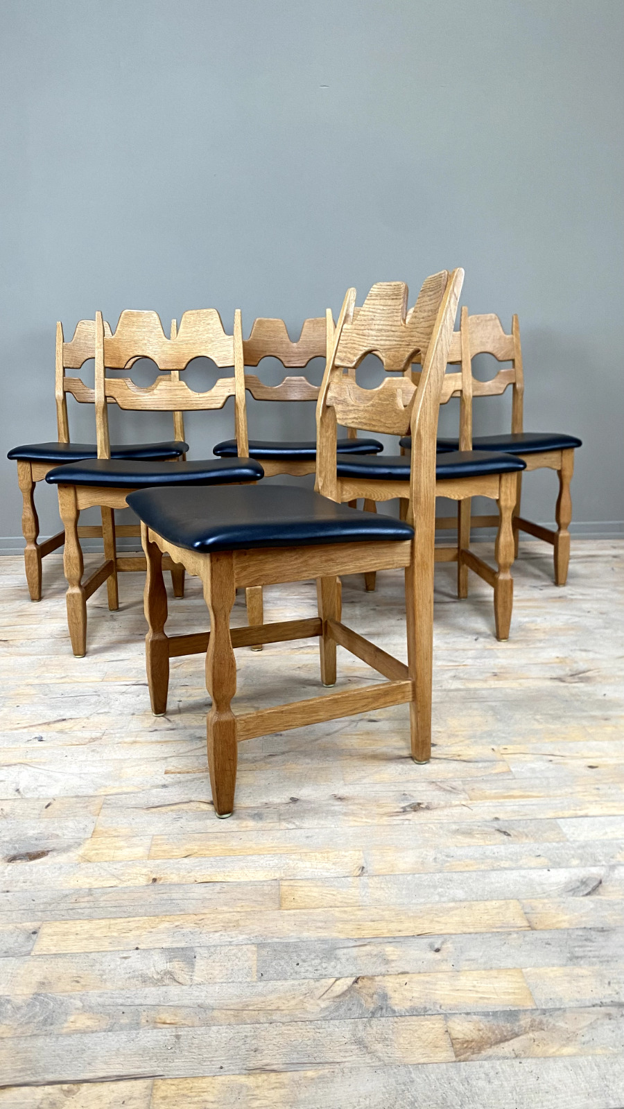 Set of 6 "Razor Blade" Chair by Henry Kjaernulf