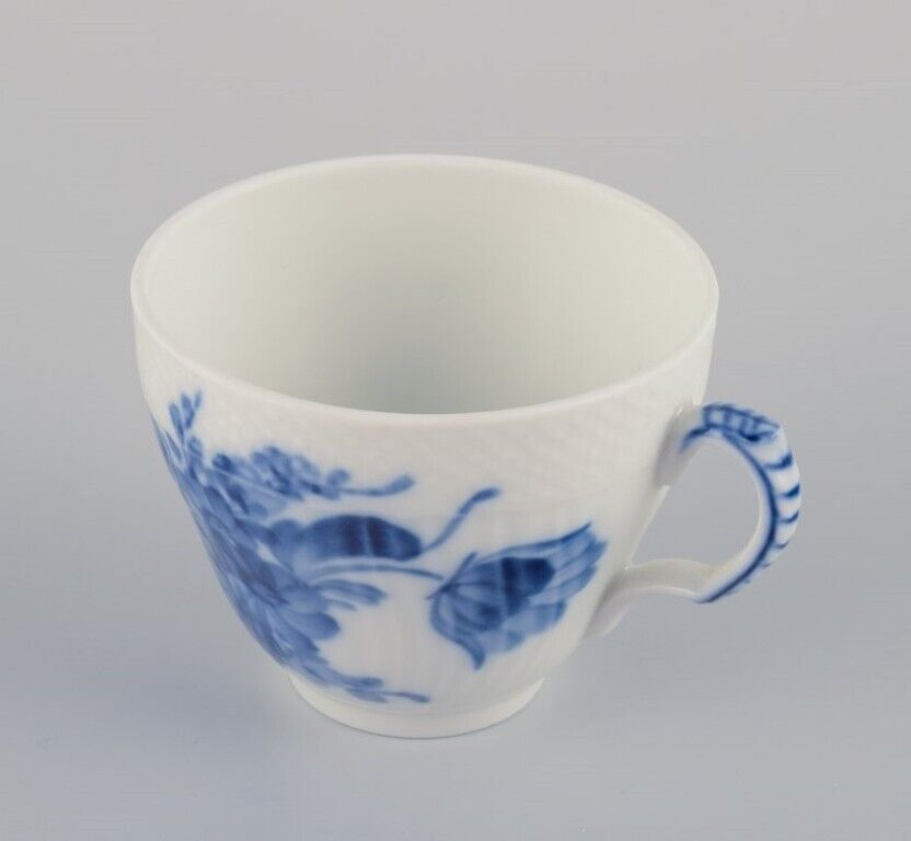 Royal Copenhagen Blue Flower Curved Six coffee cups with saucers in porcelain