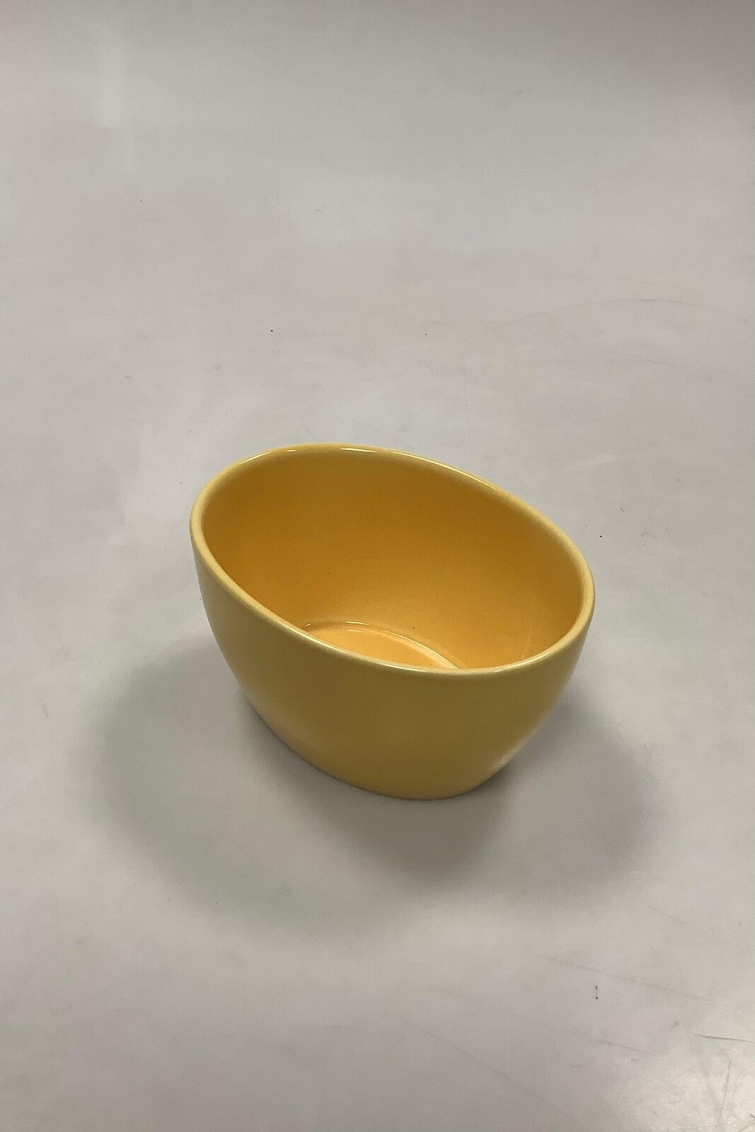 Royal Copenhagen Ursula oval Bowl in Yellow No 571