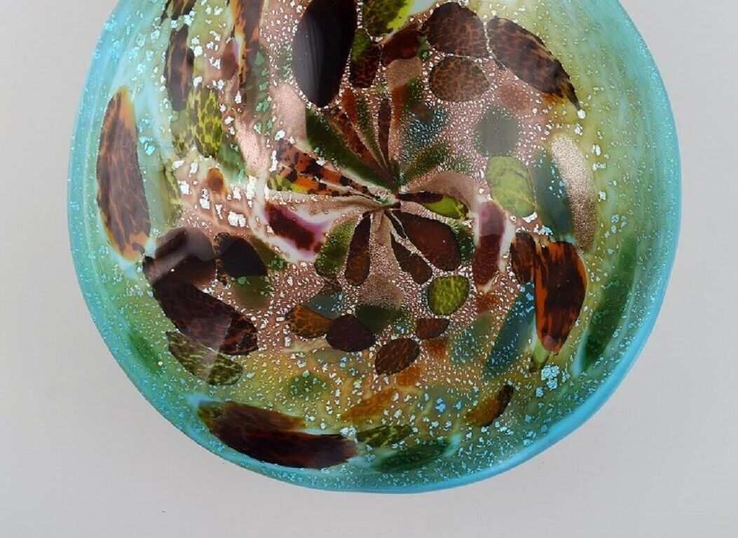 Organically shaped Murano bowl in polychrome mouth-blown art glass