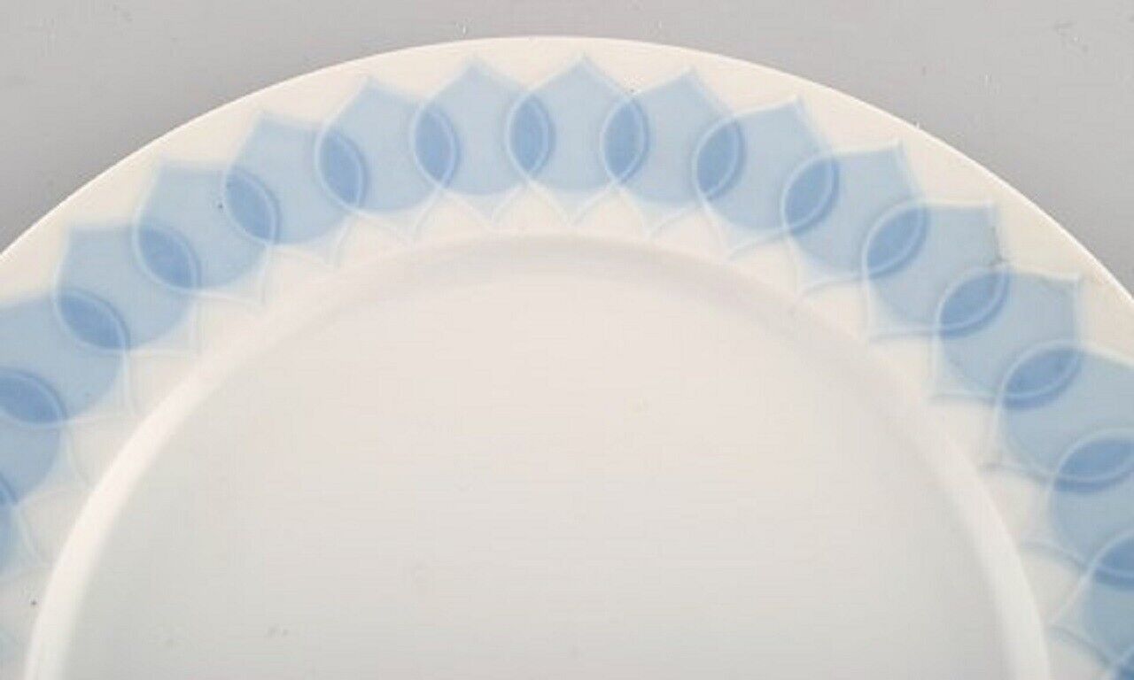 Bjørn Wiinblad for Rosenthal Twelve Lotus porcelain dinner plates 1980's