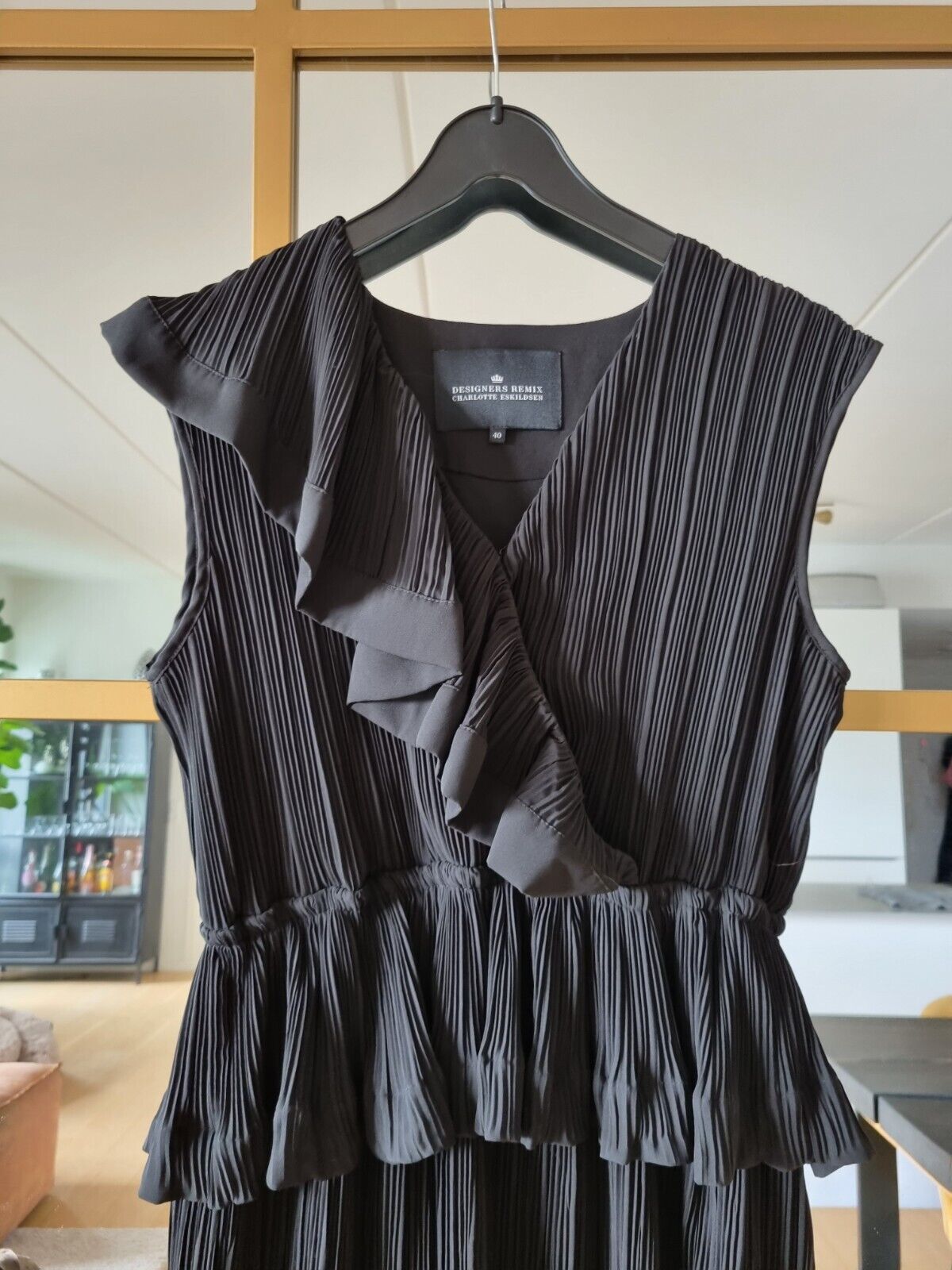 **Designers Remix** Black Pleated Mid Length Dress Size 40