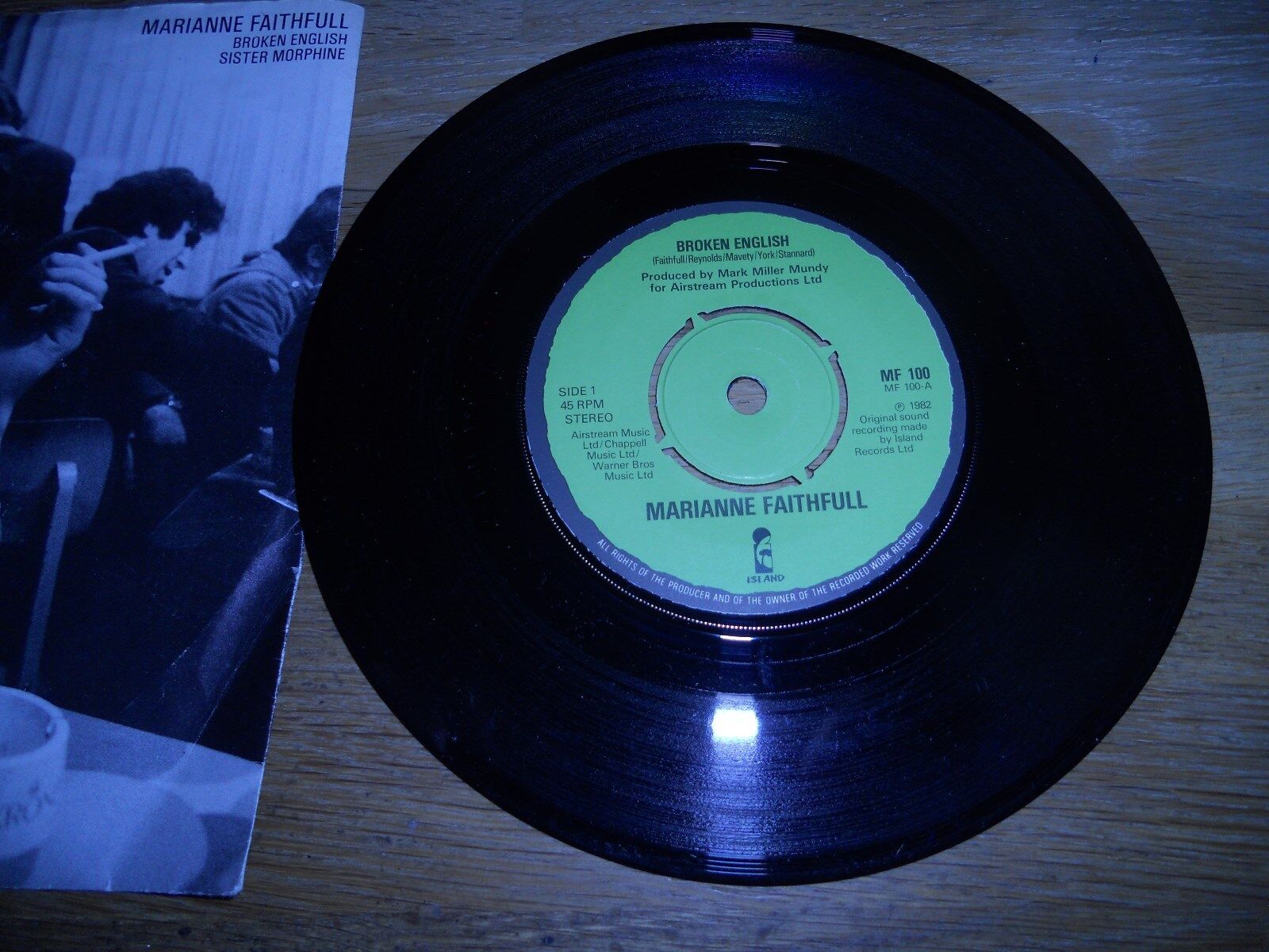 MARIANNE FAITHFULL "BROKEN ENGLISH / SISTER MORPHINE" 1982 UK PRESSED SINGLE OOP