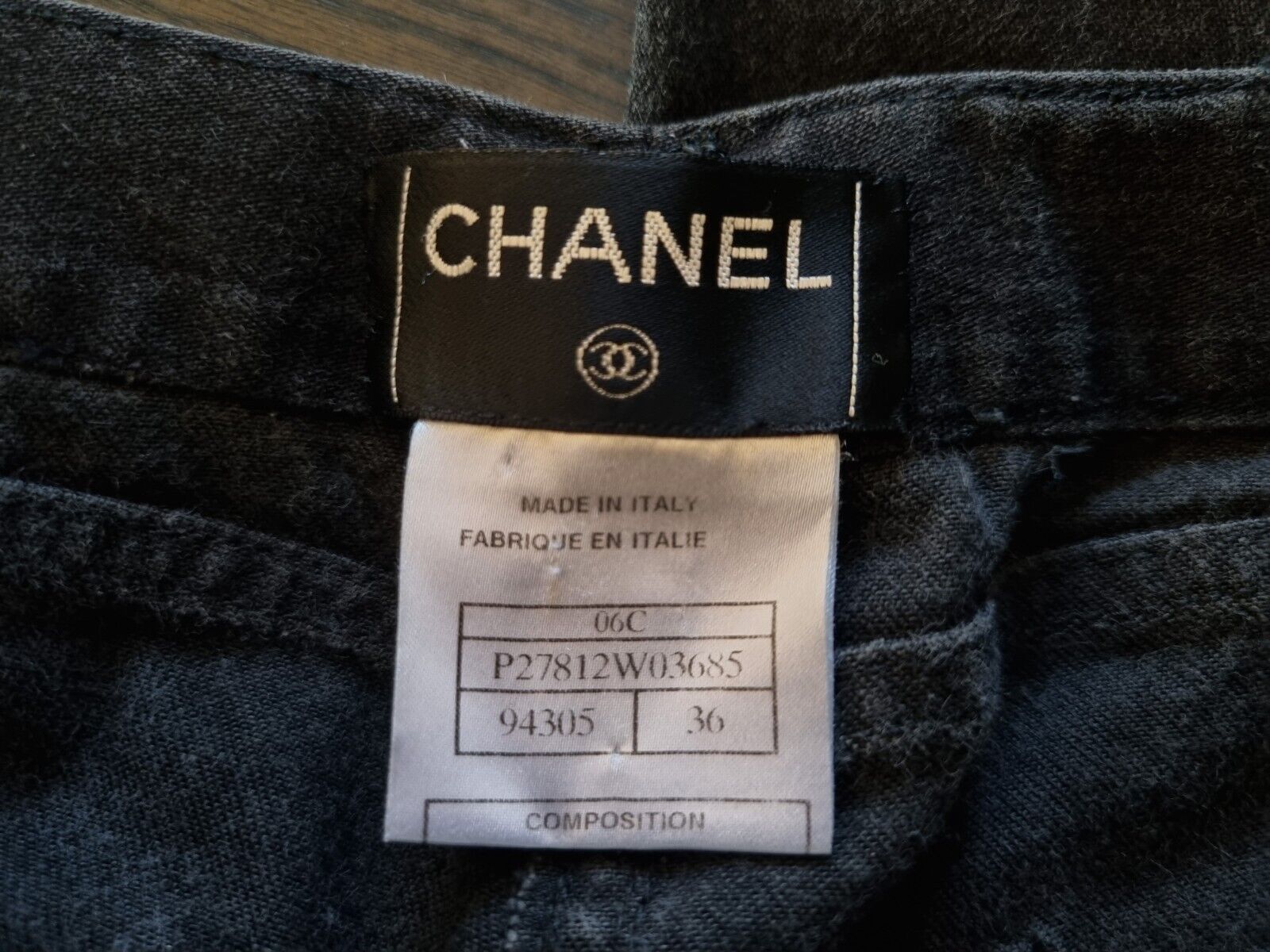 **CHANEL** Black Distressed Denim Jeans Size 36