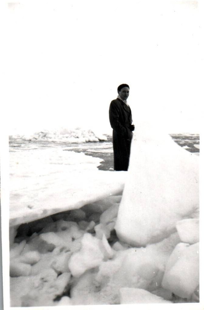 Man Snow Scene Life in Denmark 1900 - 1950s Rare Vintage Photo Small Size 9x6cm