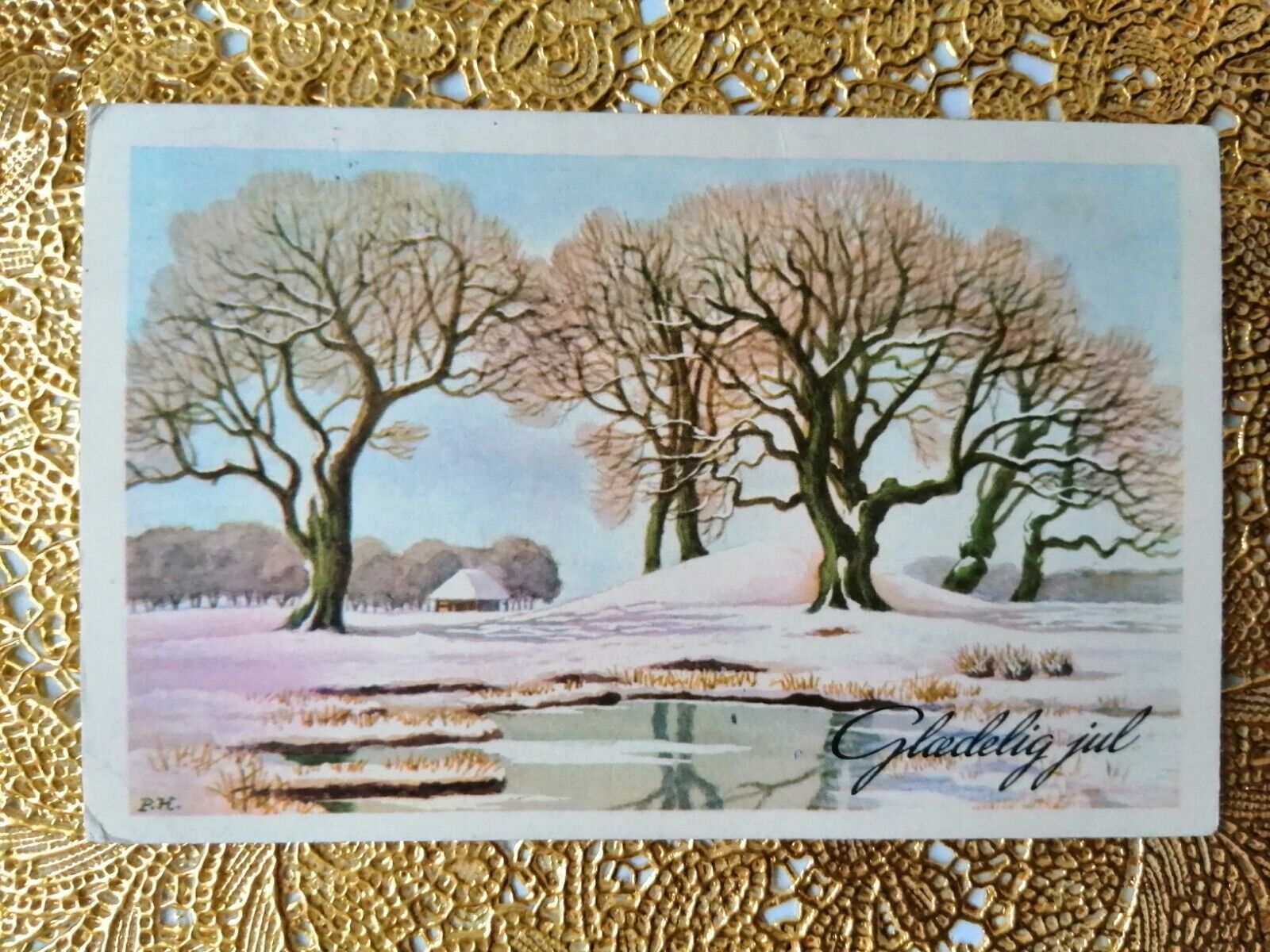 Vintage and collectible Danish Christmas card.Posted in 1961.. ( No. 9 U )