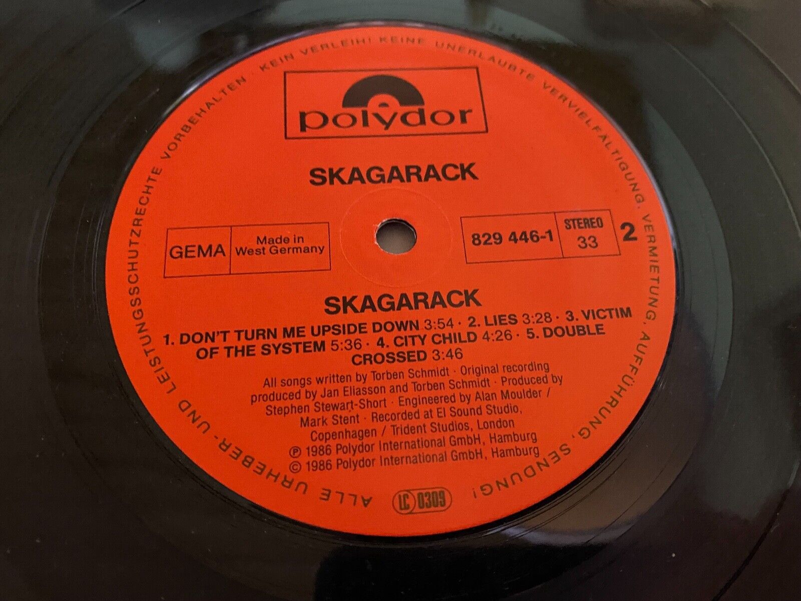 SKAGARACK "SKAGARACK" MINT 9 TRACK VINYL LP 1986 POLYDOR RECORDS + INNER SLEEVE*