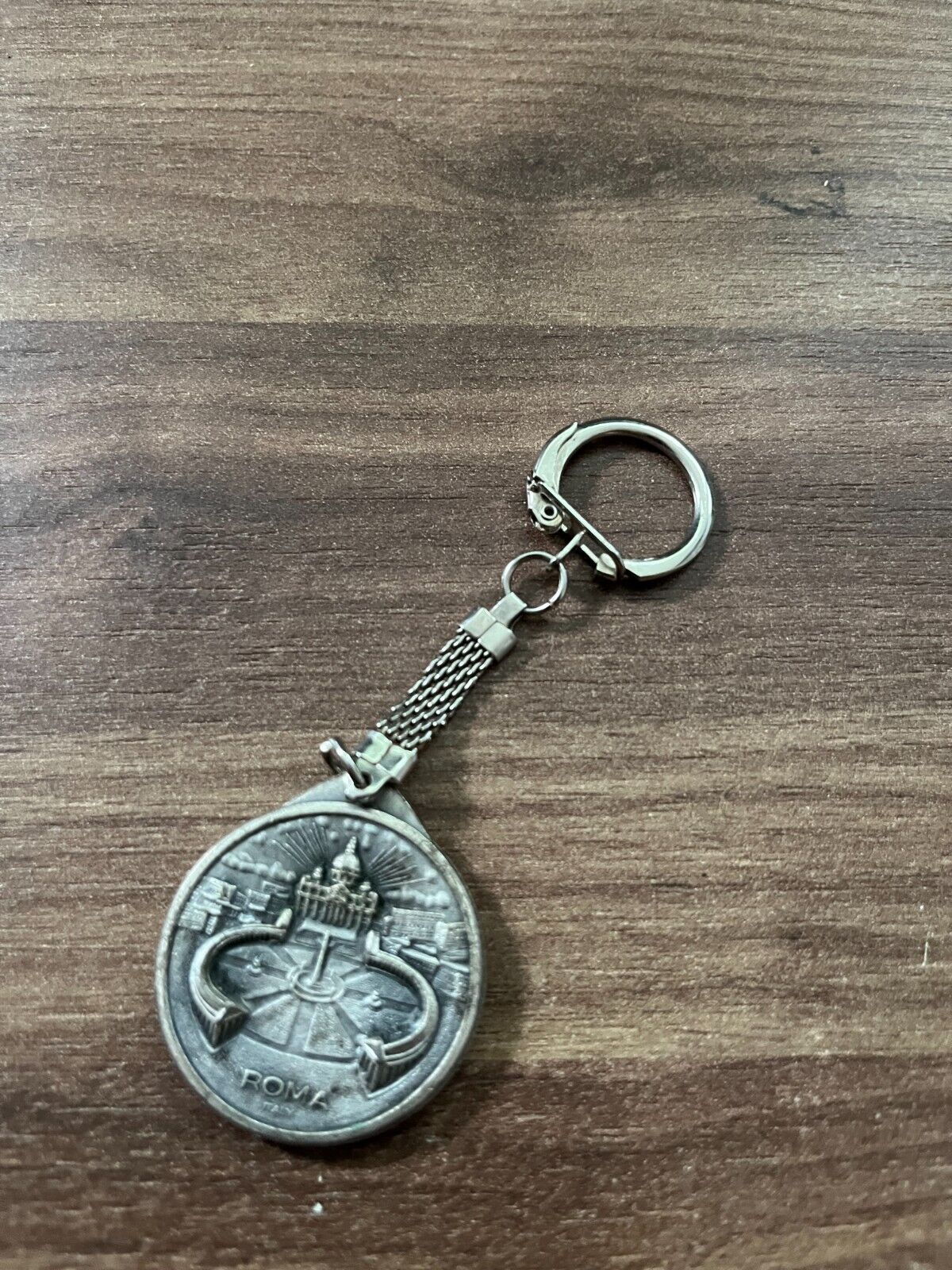 Pope John Paul II Vatican Keychain - St. Peter's Basilica  Square Rome Souvenir