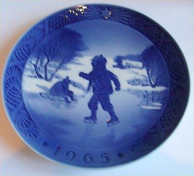 Royal Copenhagen RC Christmas Plate 1965