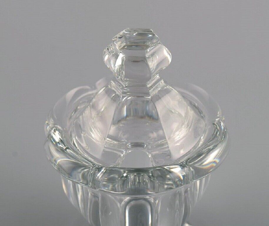 Baccarat France Art Deco Missouri lidded jar in clear art glass 1930s / 40s