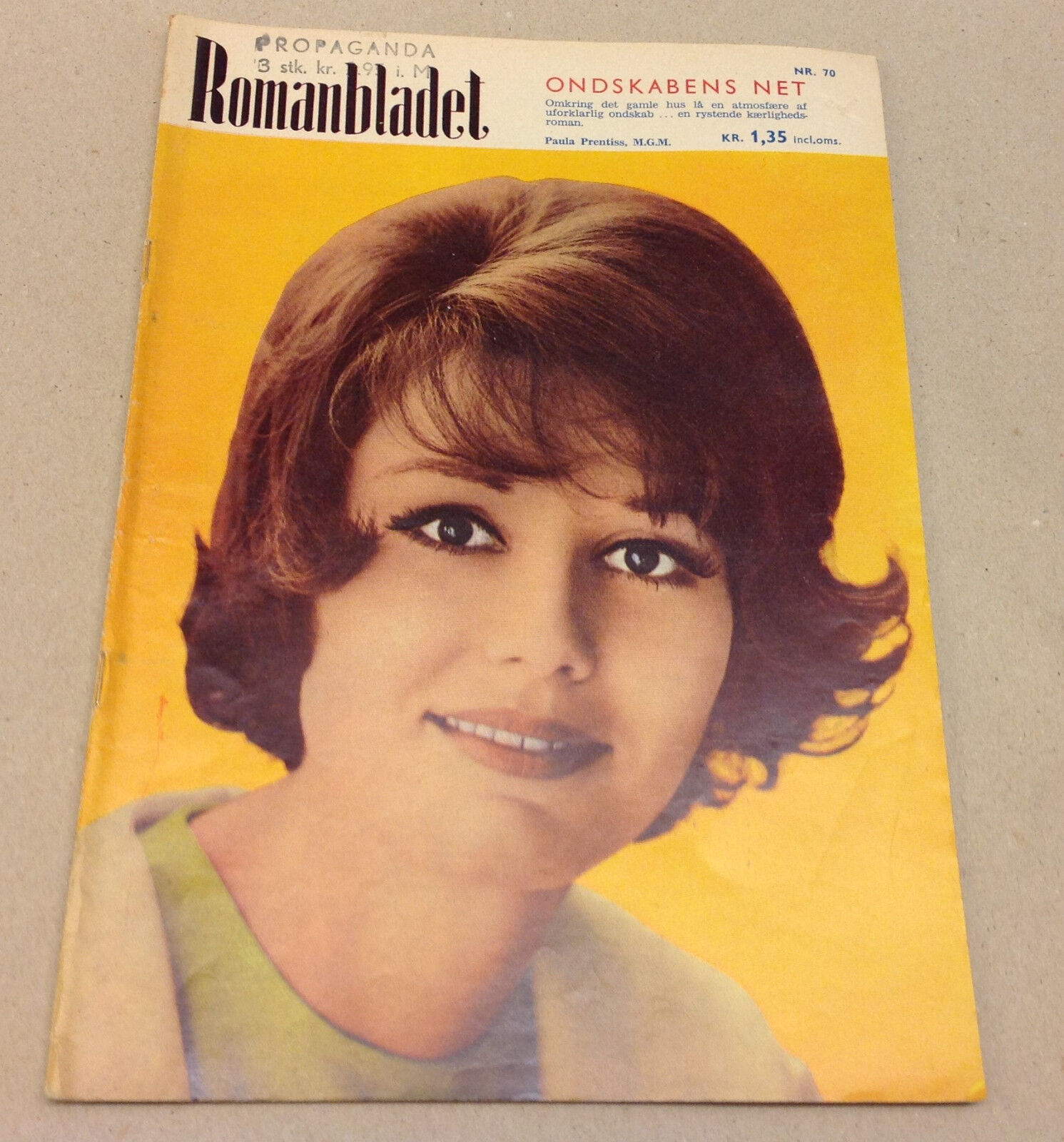 PAULA PRENTISS MGM FRONT COVER VINTAGE Danish Novelle Romanbladet Magazine 1965