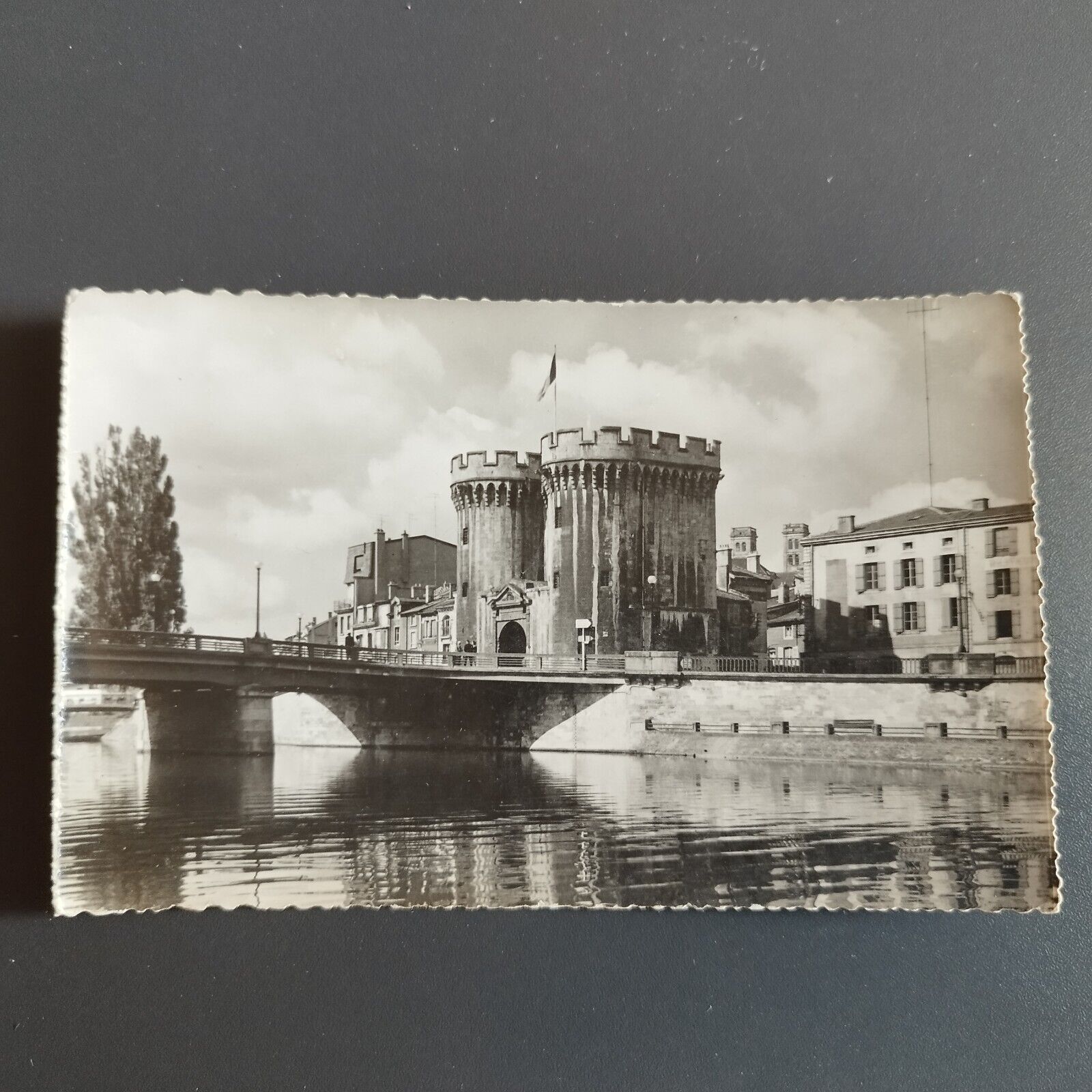 France - Verdun et les Champs de BatailleThe Gate and the Meuse