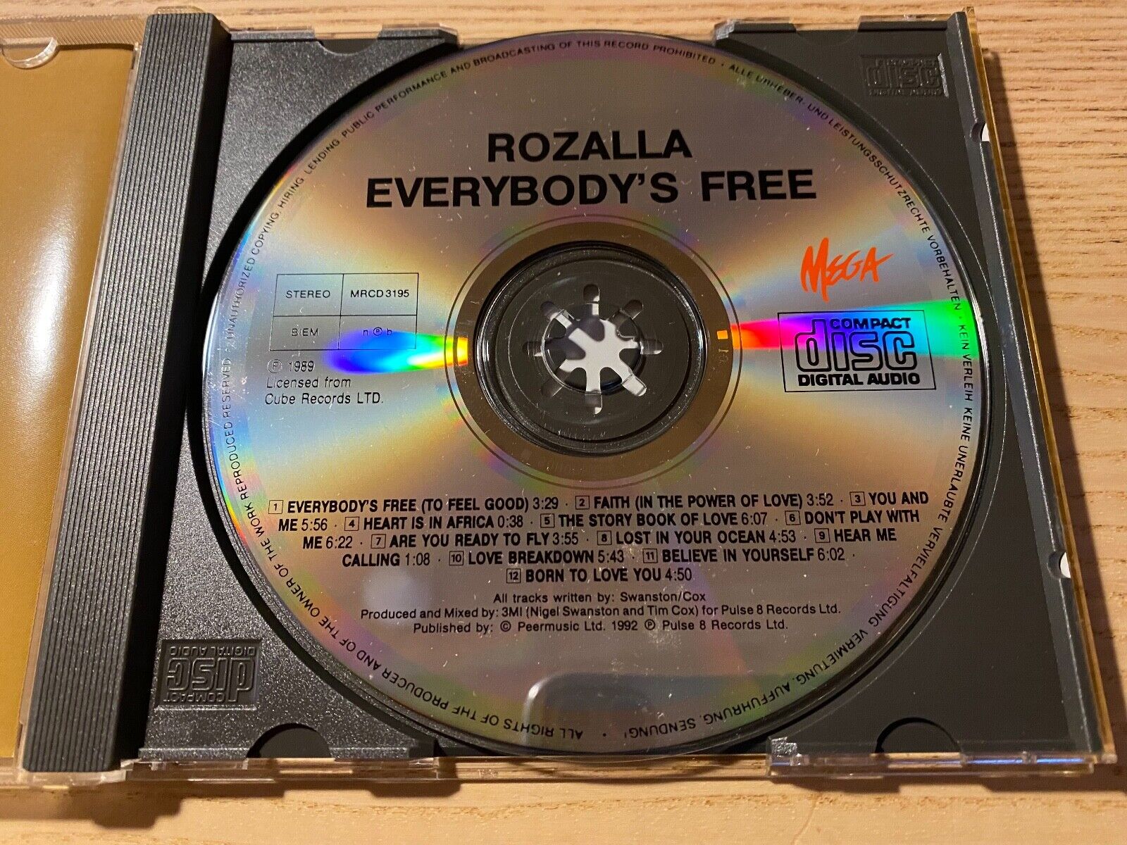 ROZALLA "EVERYBODY´S FREE" 1991 DEBUT CD ALBUM 11 TRACKS NCB SCANDINAVIAN PRESS