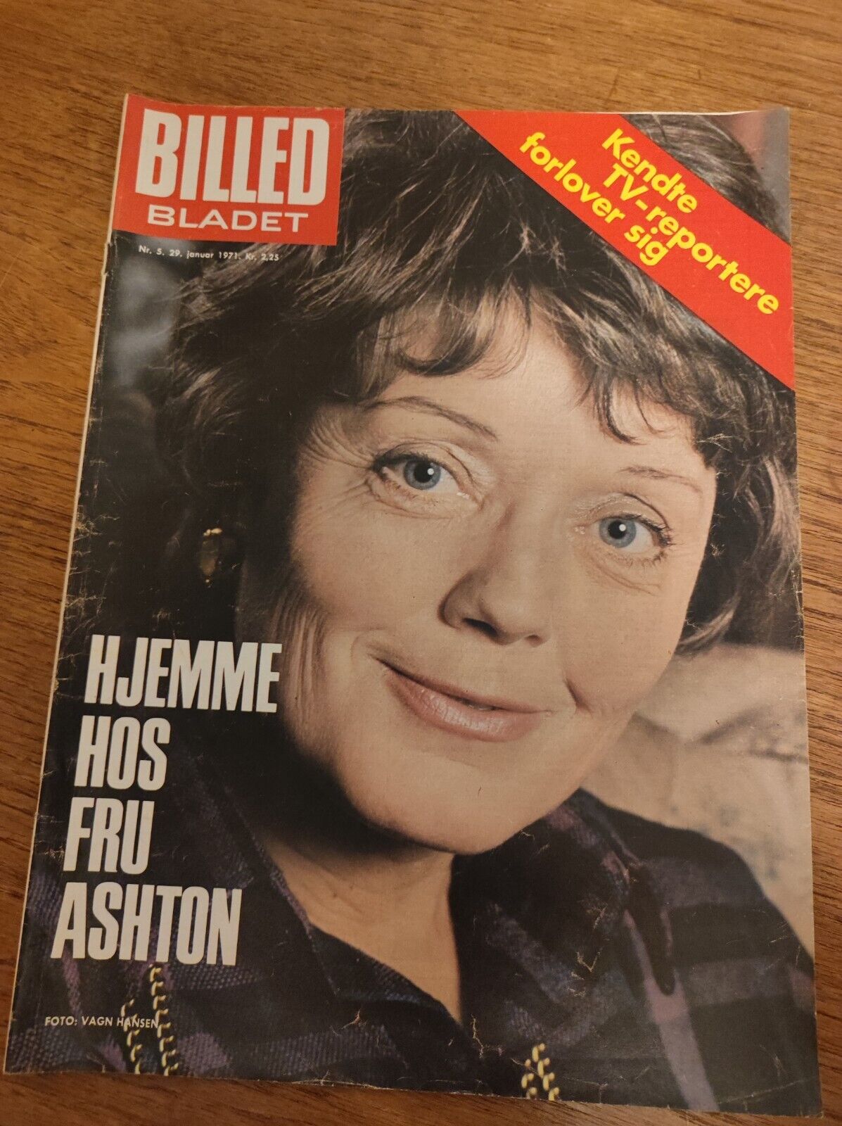 SHELAGH FRASER Ashton Queen Margrethe Gillian Hills 1971 Danish Magazine BB60