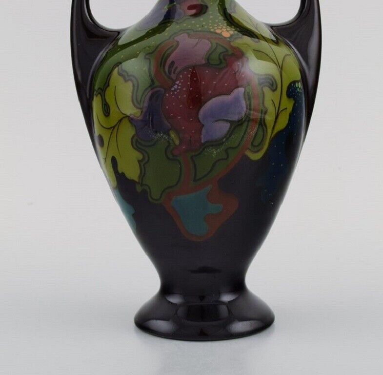 Regina Holland Antique Art Nouveau vase in glazed ceramics Approx 1910