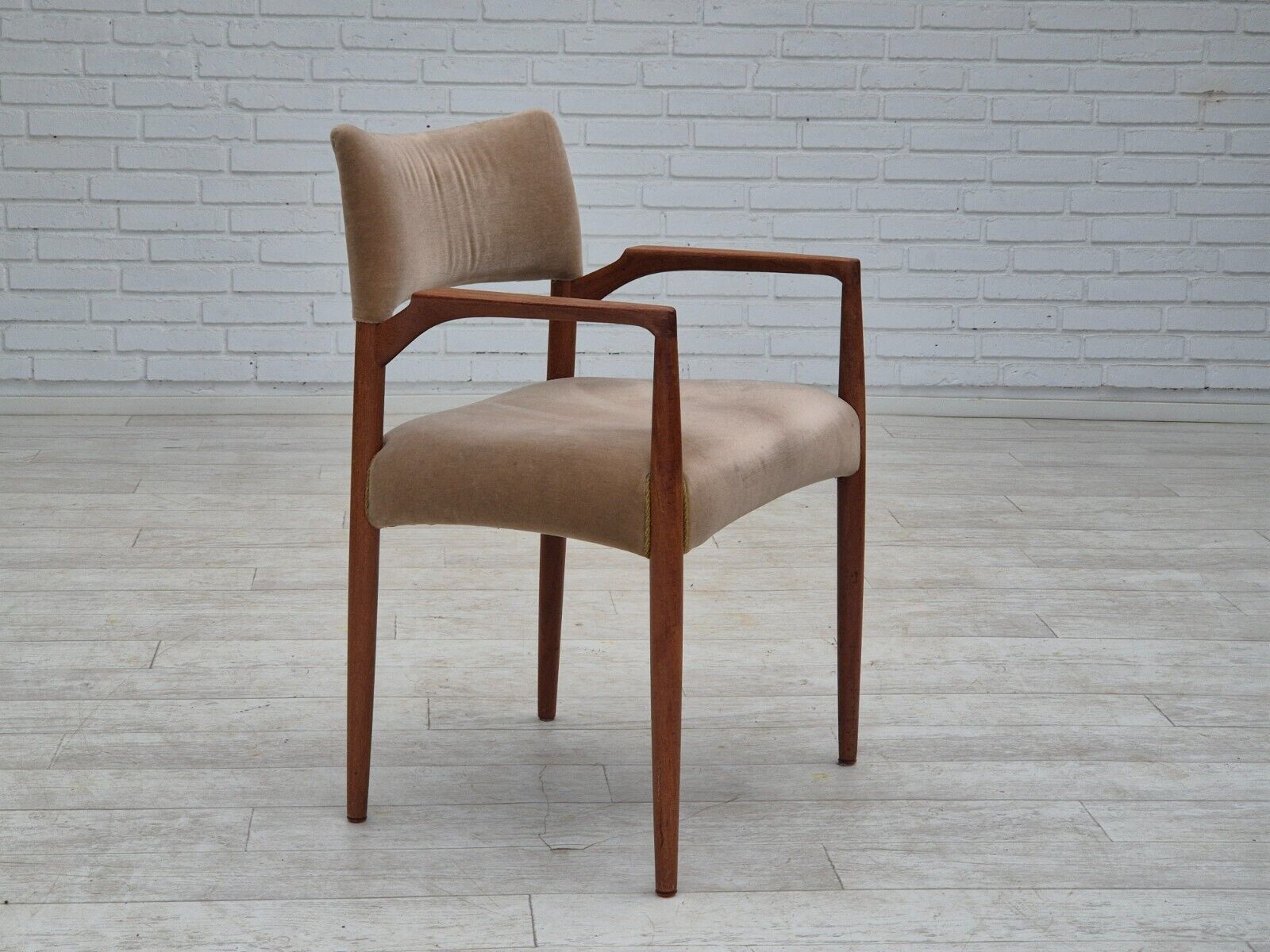 1970s, Danish lounge chair, furniture wool, oak wood, original condition.