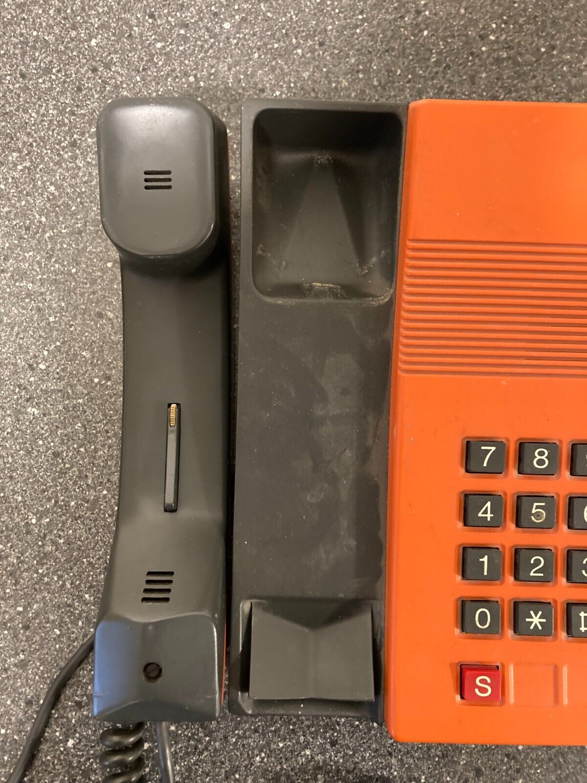 Kirk Comet DK80 Digitel 2000 Danish Design Orange 1980s Desk Landline Phone