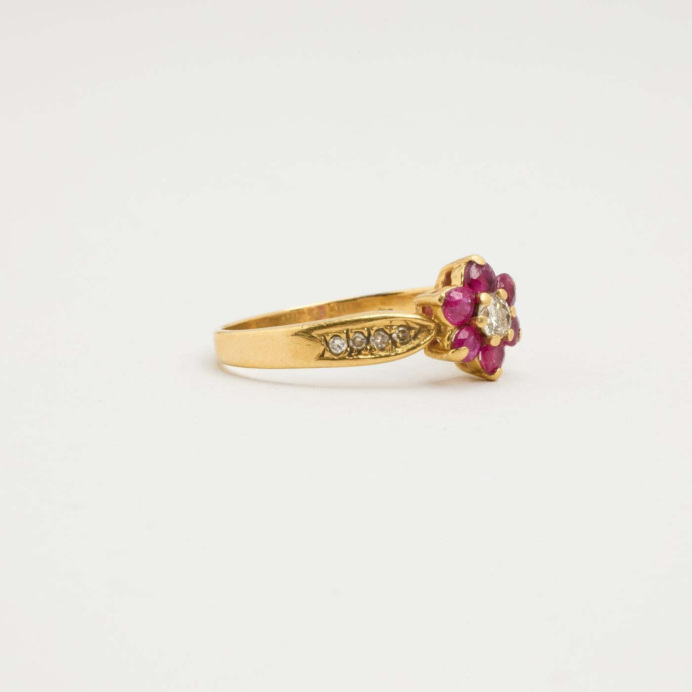 Ring with and rubywith diamond (006 ct) in 18K Gold size 6¾ | Real