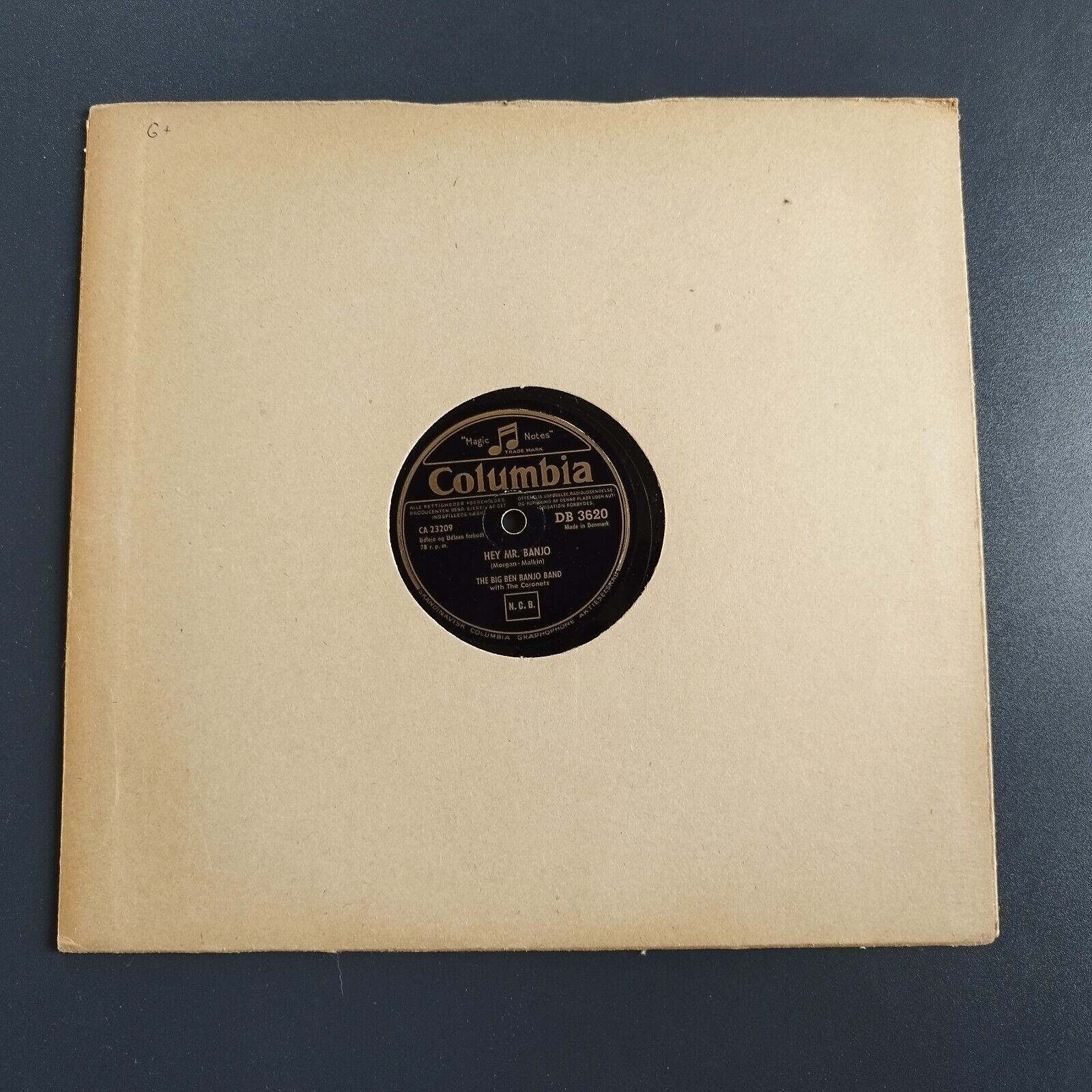 78 RPM  shellac THE BIG BEN BANJO BAND :Hey MrBanjo/The Crazy Otto Rag