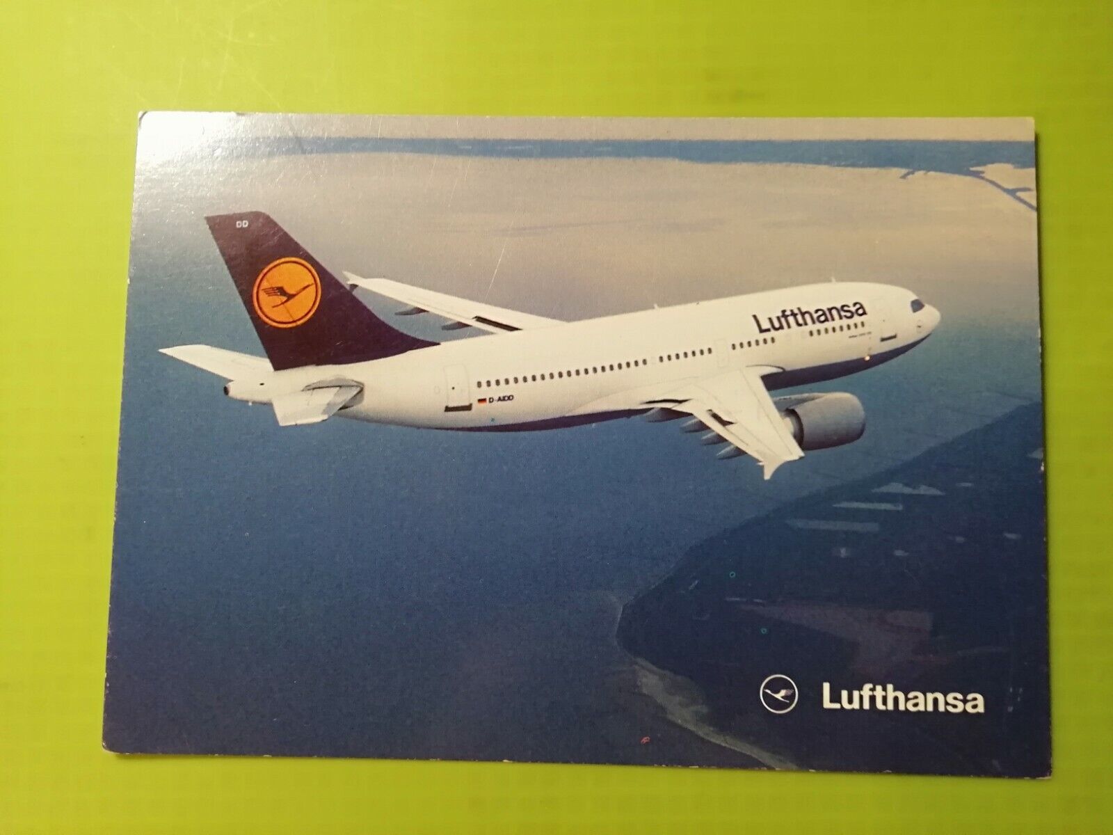 Aviation postcardGermanyLufthansa Airbus A310-300 Unposted