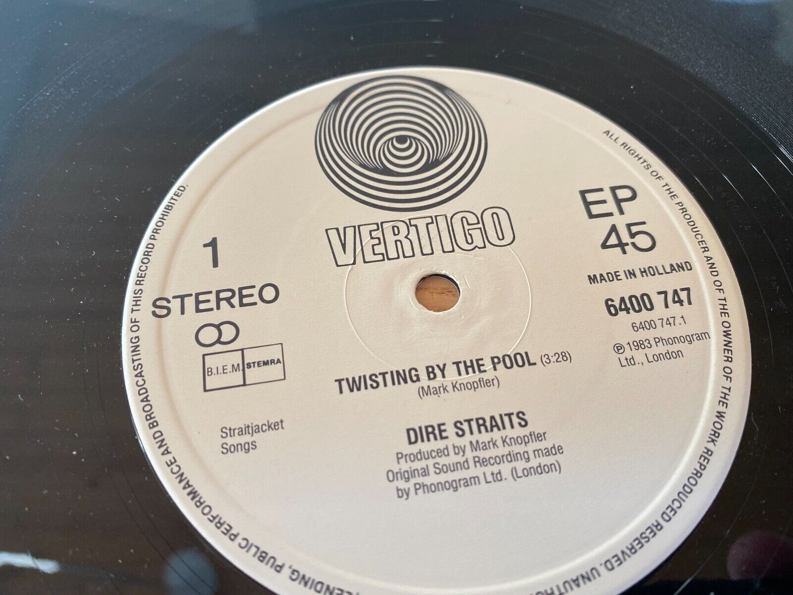 DIRE STRAITS "TWISTING BY THE POOL" 1983 EXTENDED DANCE EP VERTIGO DUTCH PRESS**