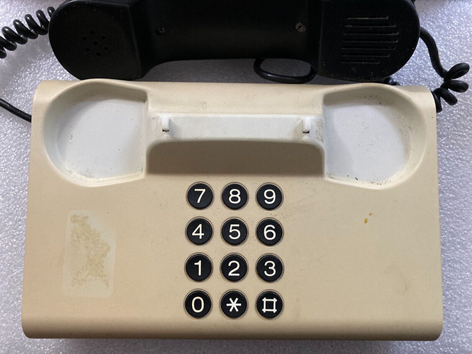 DanMark Retro Vintage Danish Design 1980s White/Beige Desk Landline Phone