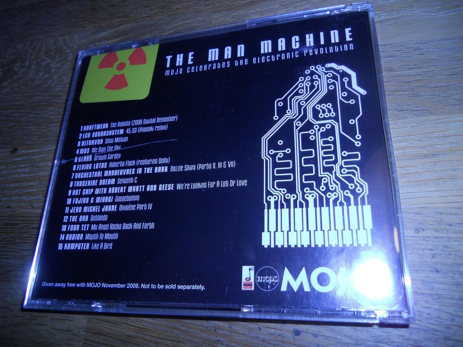 MOJO "THE MAN MACHINE" WITH KRAFTWERK EXCLUSIVE TRACK "THE ROBOTS" 2009 REMASTER