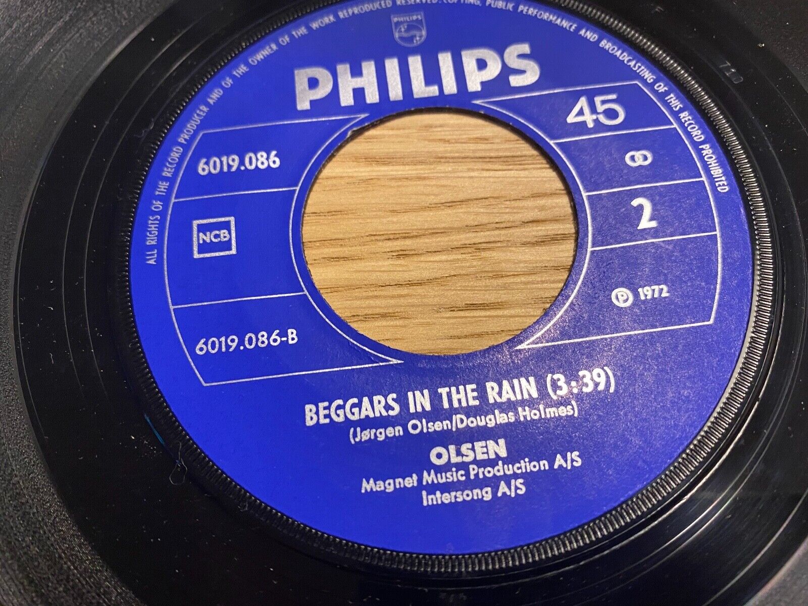 OLSEN BROS "JIMMY LOVES ME/BEGGARS IN THE RAIN" 1972 PHILIPS RECORDS DANISH NCB*