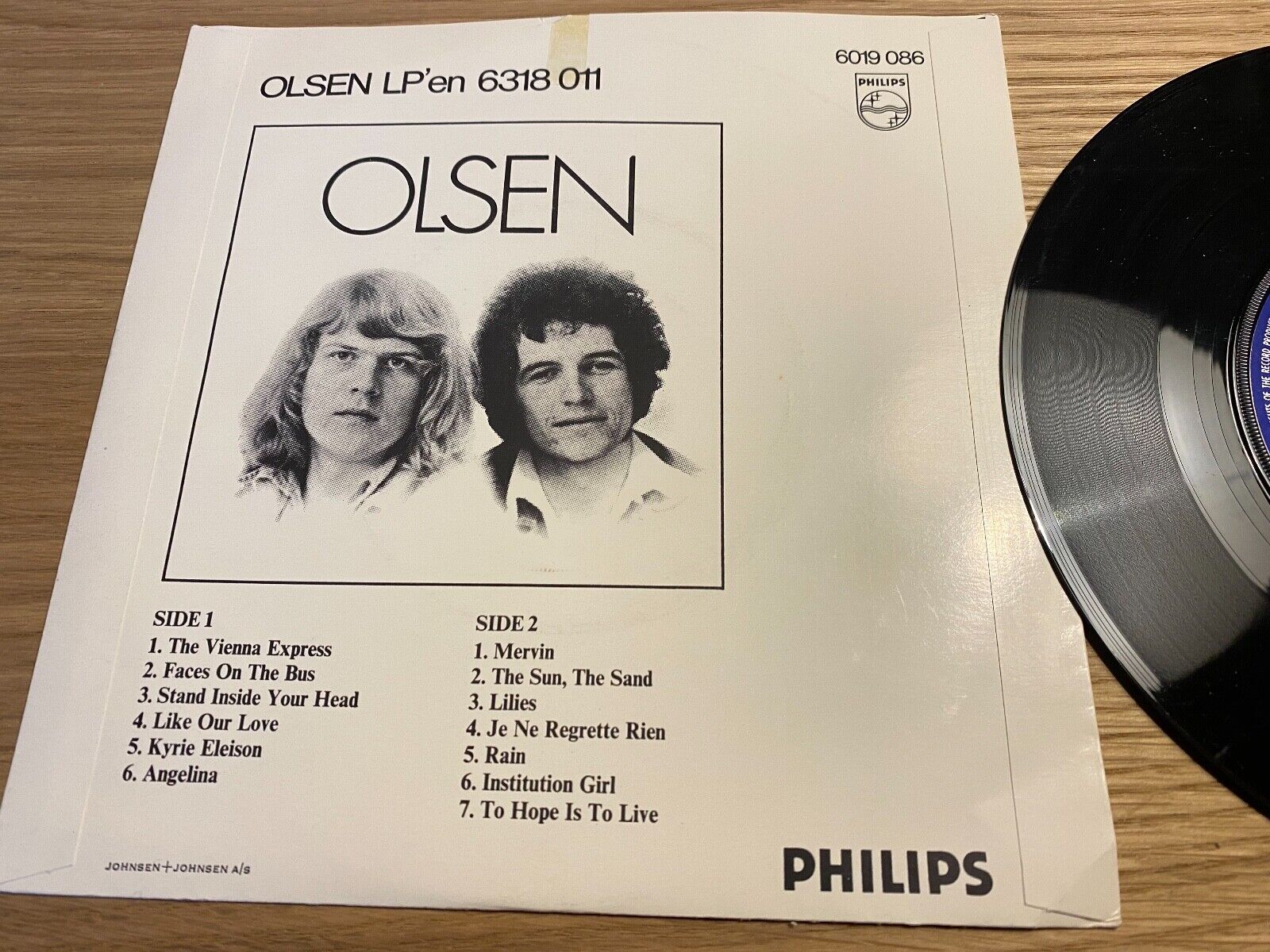 OLSEN BROS "JIMMY LOVES ME/BEGGARS IN THE RAIN" 1972 PHILIPS RECORDS DANISH NCB*