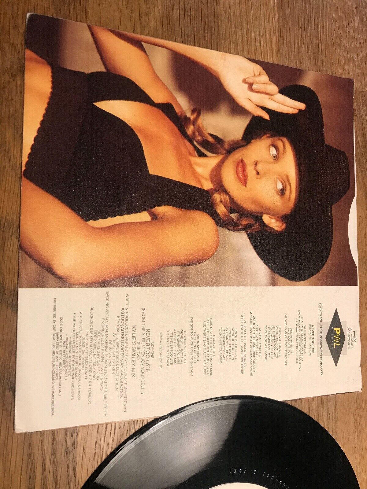 KYLIE MINOGUE "NEVER TOO LATE / KYLIE´S SMILEY MIX" 1989 DUTCH PRESS 7" VINYL 7"