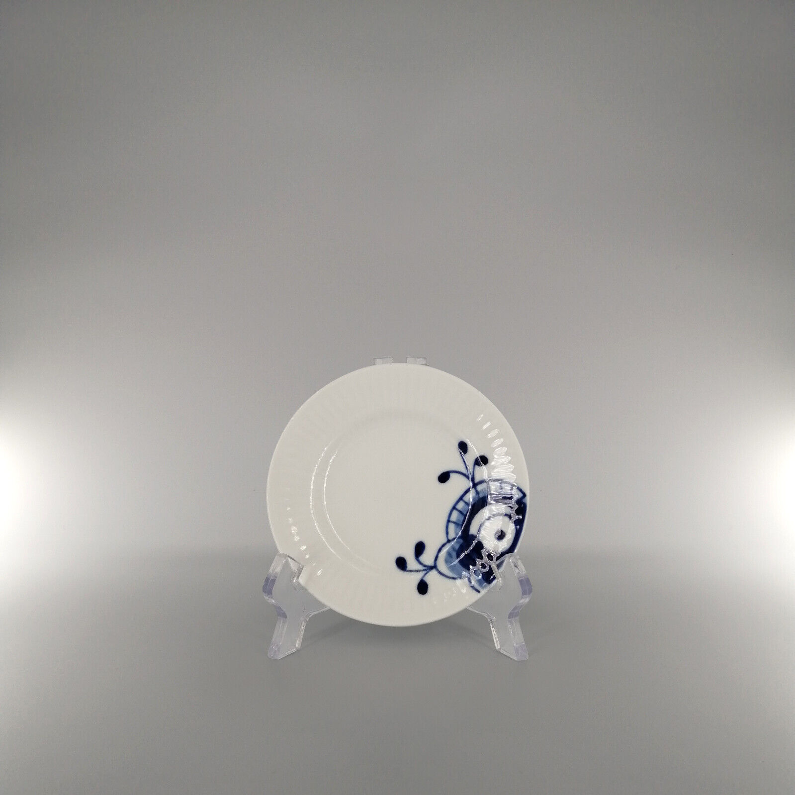 Royal Copenhagen Blue Fluted Mega Plate (11 cm) - #612-ba