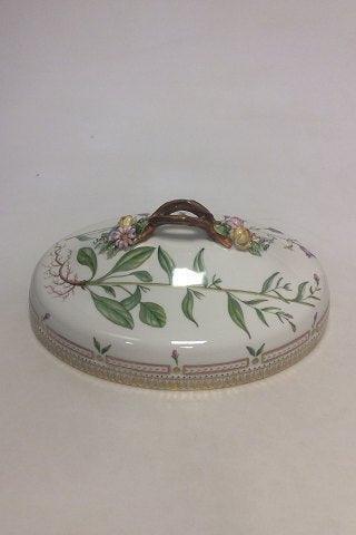 Royal Copenhagen Flora Danica Lid for oval covered bowl no 3567