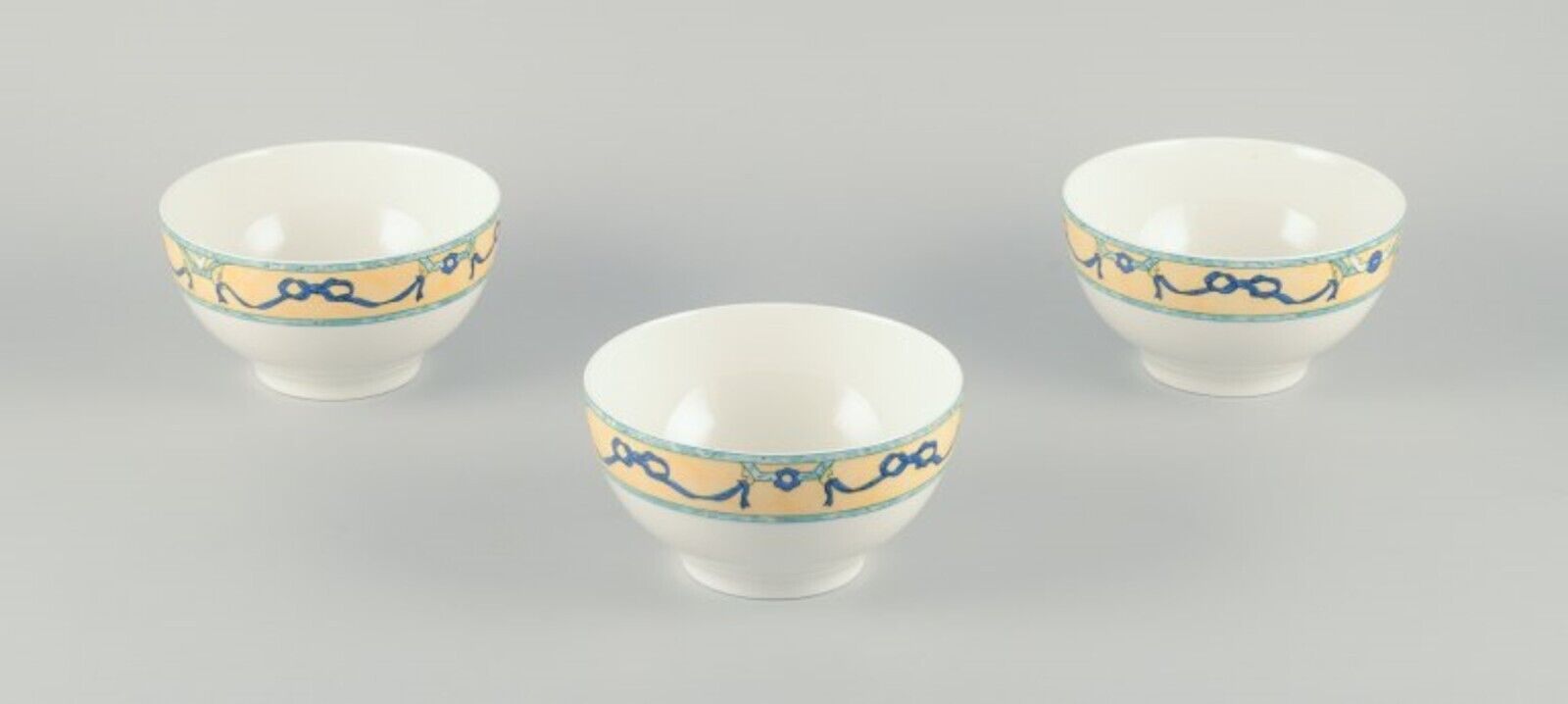 Villeroy  Boch Luxembourg Set of three "Castellina" porcelain bowls