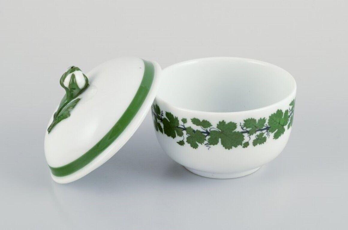 Meissen Green Ivy Vine sugar bowl and creamer Approximately from the 1930s