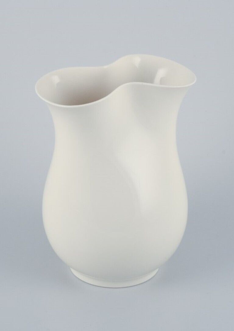 Thorkild Olsen for Royal Copenhagen Porcelain vase in modernist design