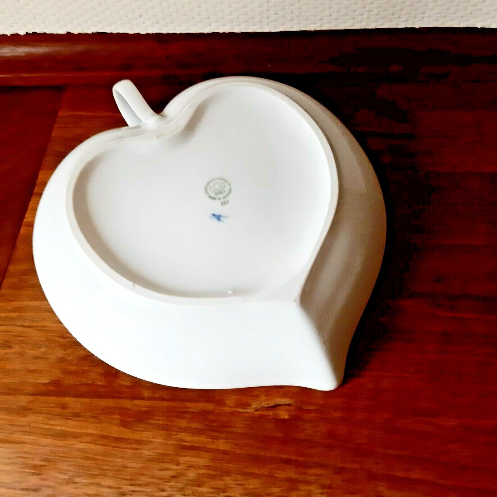 Heart shaped Dish Lily of the Valley # 357 Bing & Grondahl Royal Copenhagen