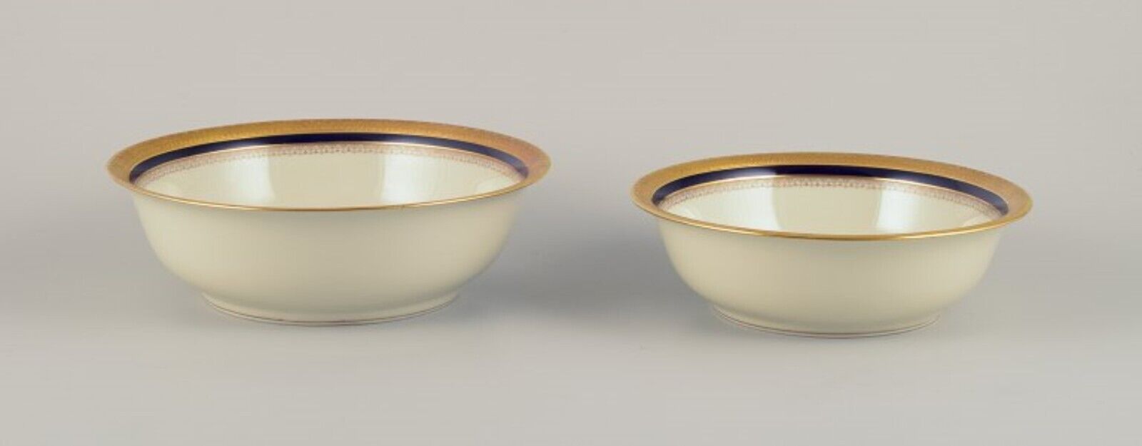 Hutschenreuther Germany Two bowls from the "Margarete" series