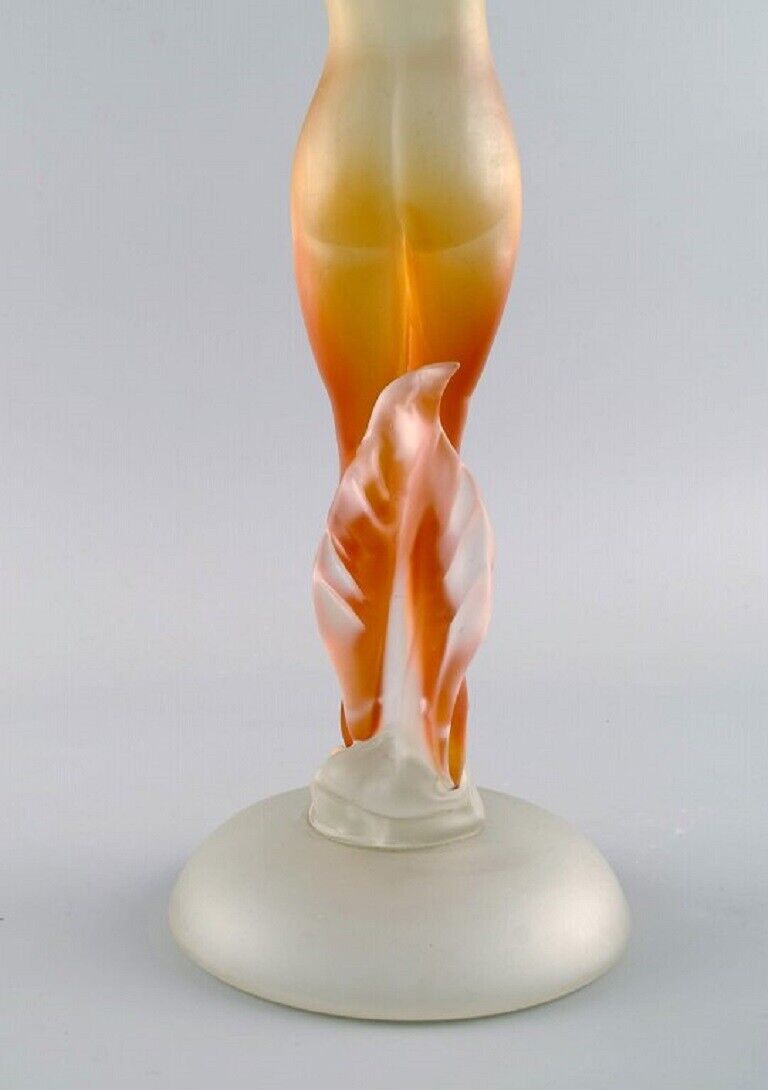 Large and rare Murano sculpture in mouth-blown art glass Woman with grapes