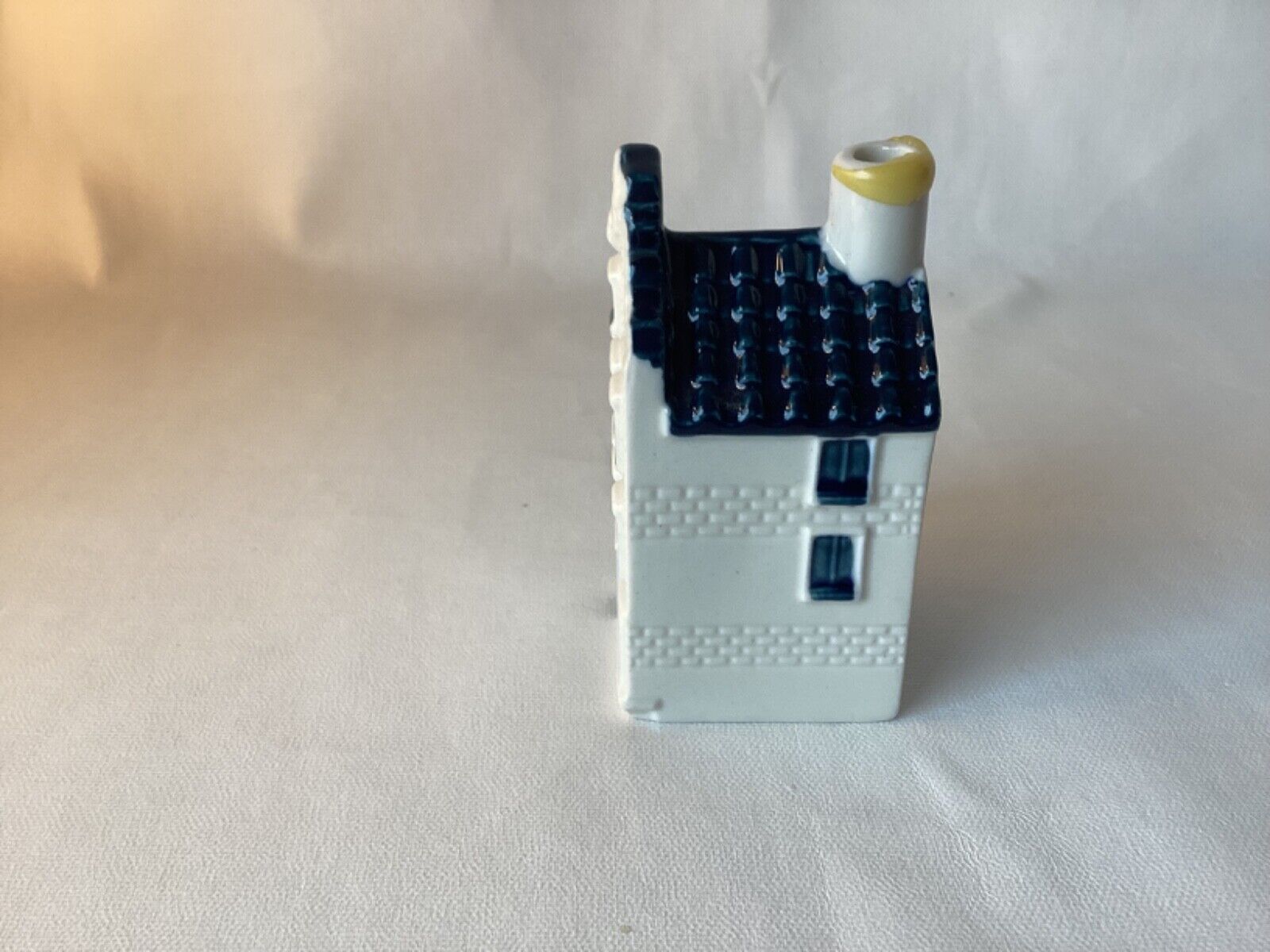 KLM Blue Delft House #72 - Miniature pottery house - Empty Bols