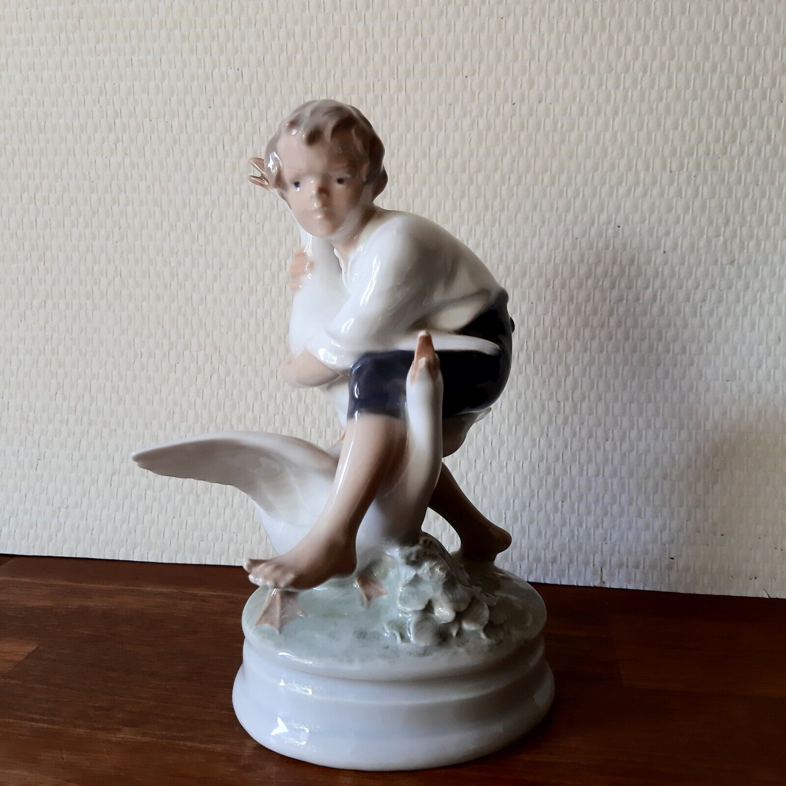 GOOSE-THIEF # 2139 by Chr Thomsen for ROYAL COPENHAGEN Denmark Factory First