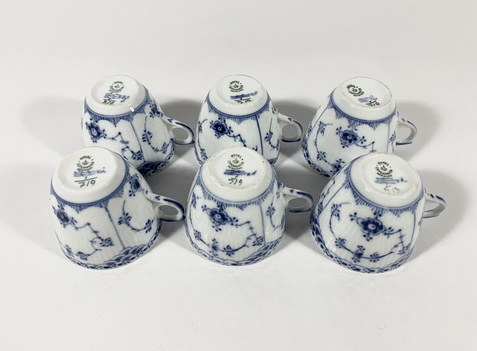 6x Royal Copenhagen Blue Fluted Half Lace  719 Coffee Cups  Saucers Set