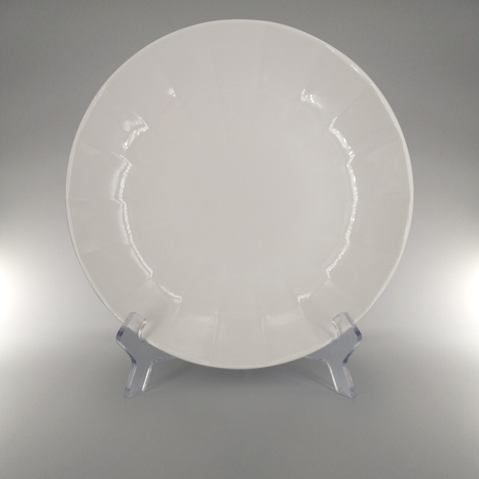 Royal Copenhagen White Facet Deep Plate (24 cm) - #606-aa