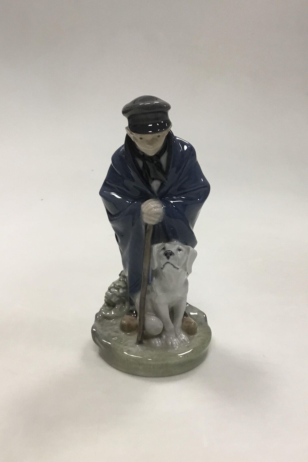 Royal Copenhagen Figurine Shepherd with dog No 782