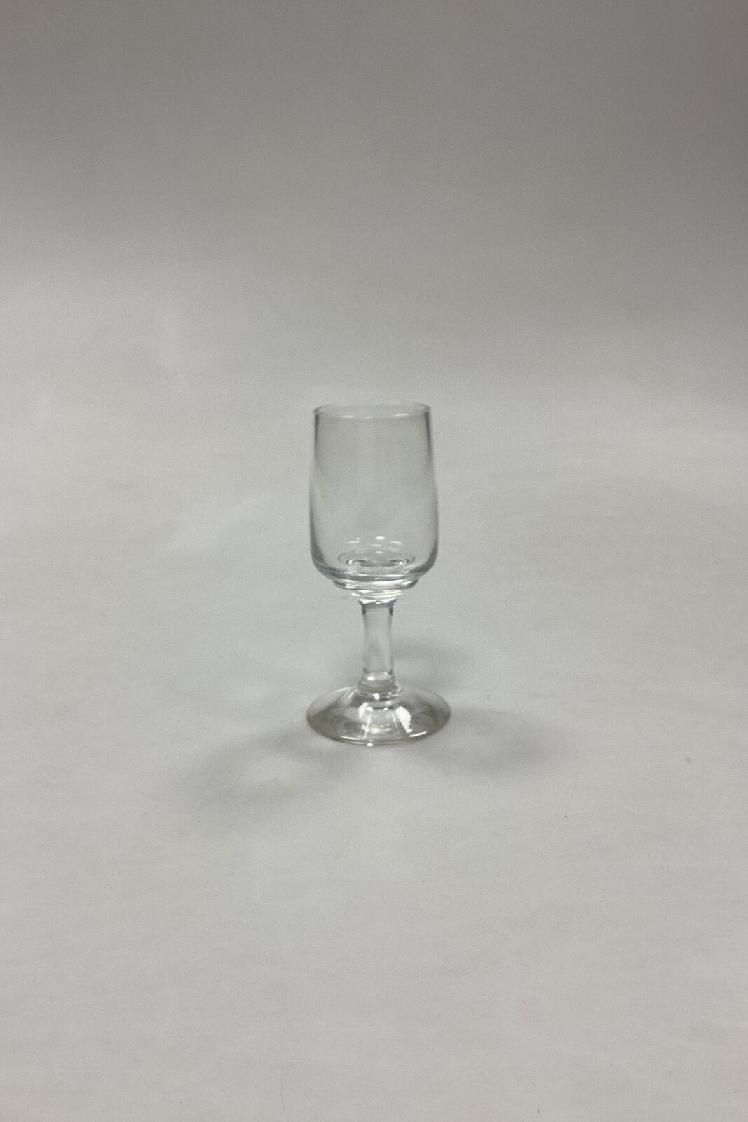 Holmegaard Mandalay Schnapps glass