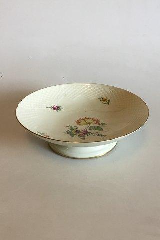 Bing  Grondahl Saxon Flower Footed Cake Tray No 206