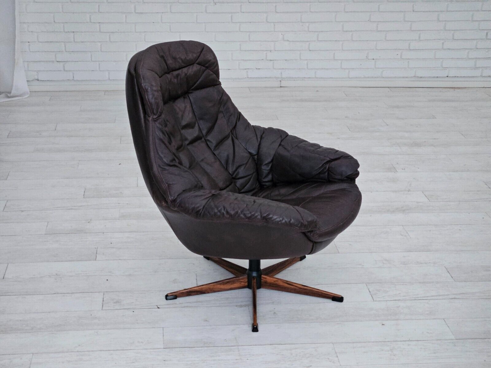 1970s Vintage Danish leather armchair by HWKlein original good condition