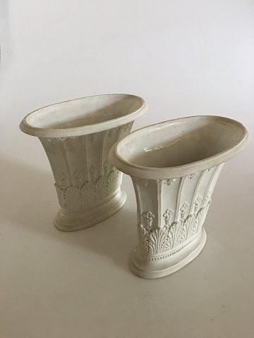 Royal Copenhagen Pair of Empire vases by Hetsch 1820-1850